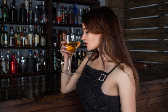 Alcohol y erotismo para sobrellevar la cuarentena más larga del mundo