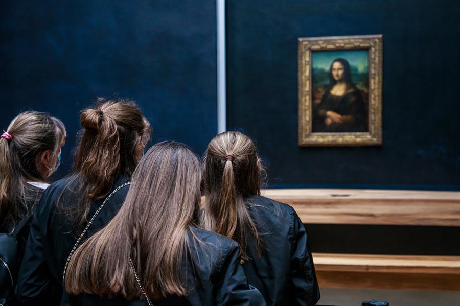 Louvre