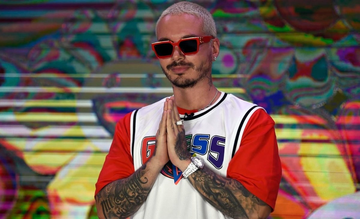 J Balvin celoso de Mau y Ricky