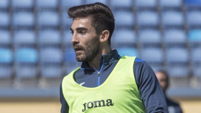 El venezolano Víctor García será el posible titular en el lateral derecho del Alcorcón