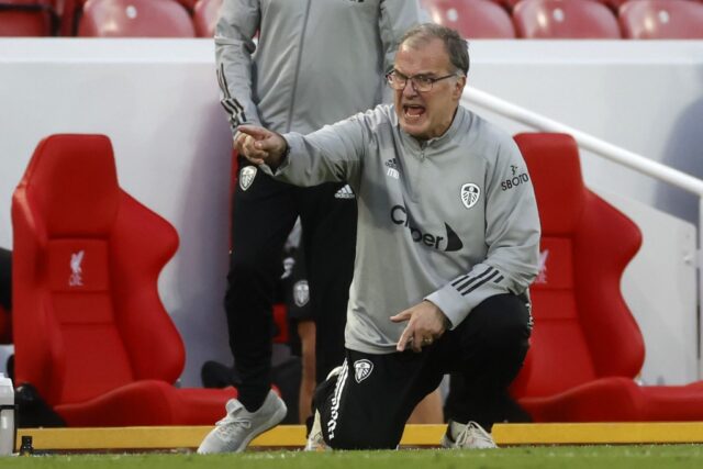 El Liverpool arranca con sufrido triunfo ante el Leeds de Bielsa