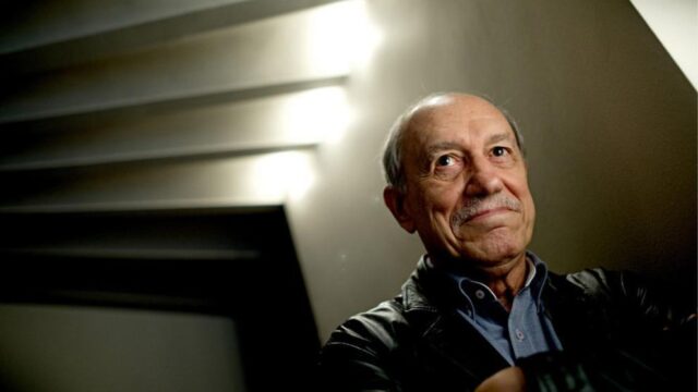 Néstor García Canclini: “Lo más novedoso que está sucediendo no es que nos inyecten información, sino que nos la sustraigan”