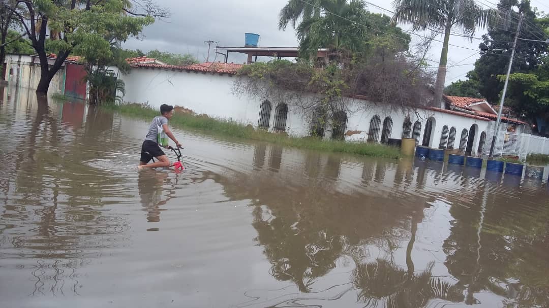 Inundaciones en Maracay