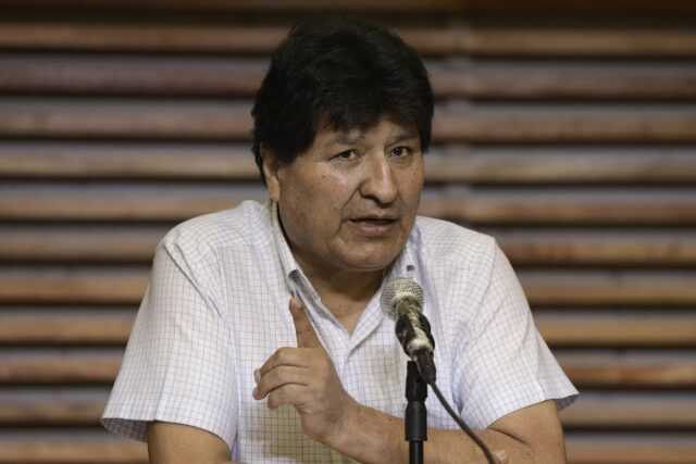 Morales denuncia un plan para que policías disfrazados de cocaleros dispararan a militares en 2020
