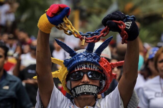Espacio Público registra 21 violaciones de la libertad de expresión en junio