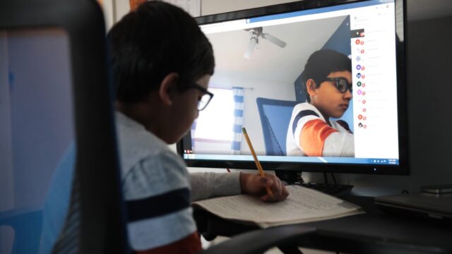 Docentes cuestionan la calidad de las clases dadas por Vive TV