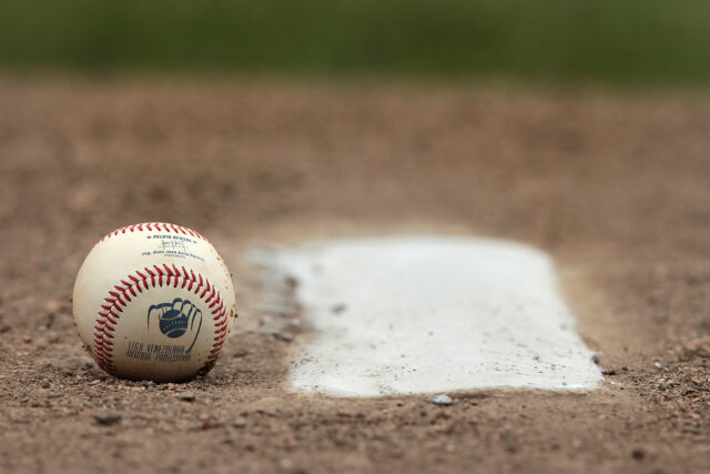 Vuelve el beisbol en Venezuela: Cardenales va por el tercer campeonato en fila
