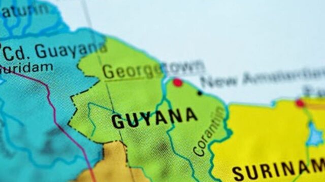 Guyana exige al gobierno de Maduro acatar fallo de la CIJ sobre el Esequibo y rechaza negociación bilateral