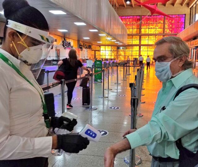 INAC estableció nueva normativa sanitaria para ingreso de pasajeros a Venezuela