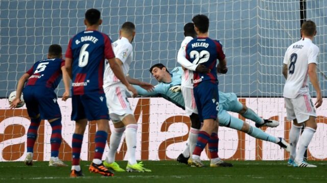 Real Madrid se aleja del título de LaLiga al caer 2-1 con el Levante