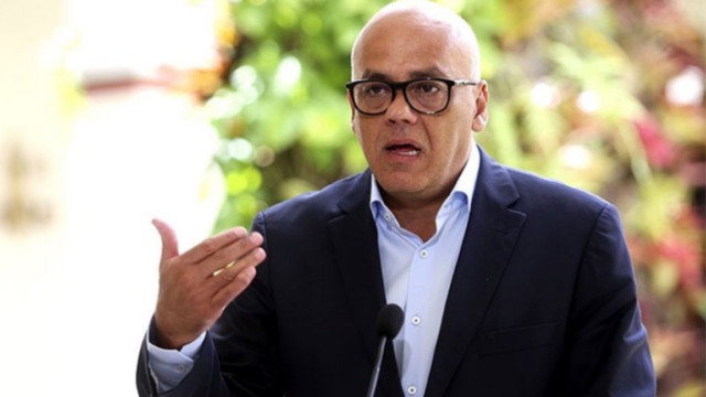 Jorge Rodríguez pidió a la Fiscalía detener a líderes opositores por tiroteos de la Cota 905