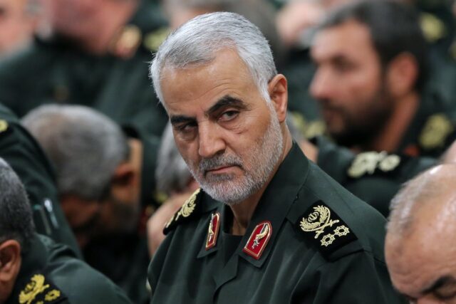 Un juez iraquí ordenó el arresto de Trump por el asesinato de Soleimani