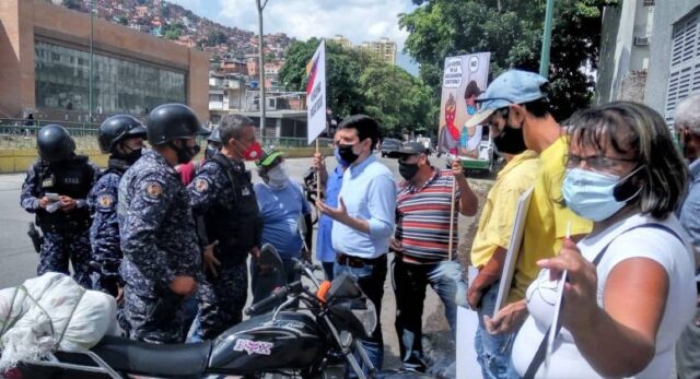 PNB intentó amedrentar protesta por vacunas anticovid en El Valle