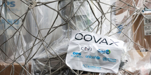 Vacunas de Covax podrían llegar a Venezuela entre junio y julio