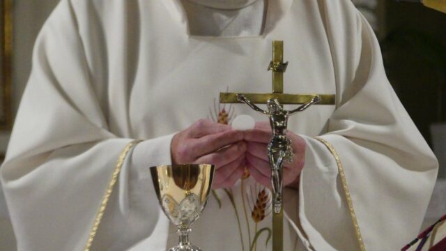 Al menos 20 sacerdotes han fallecido en Venezuela por covid-19