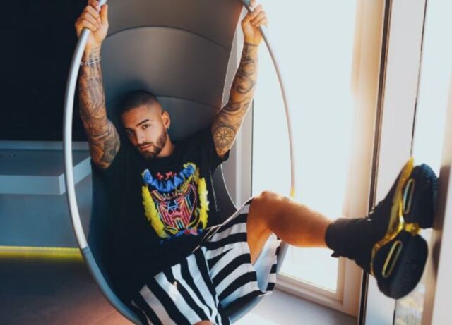 Maluma crea una colección para la exclusiva casa parisina Balmain