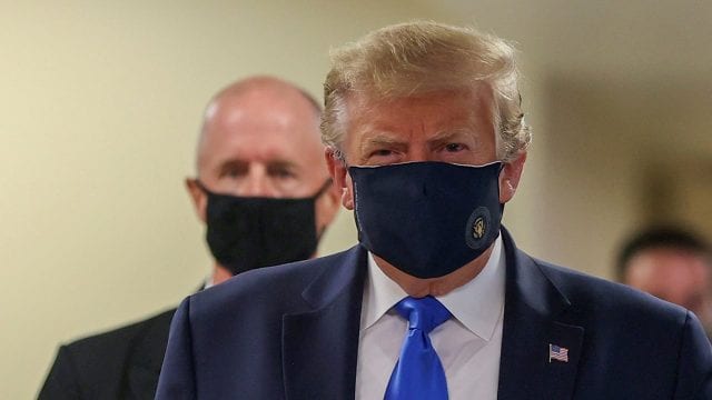 ⁩Decreto no firmado de Trump ordenaba al Pentágono incautar máquinas de votación