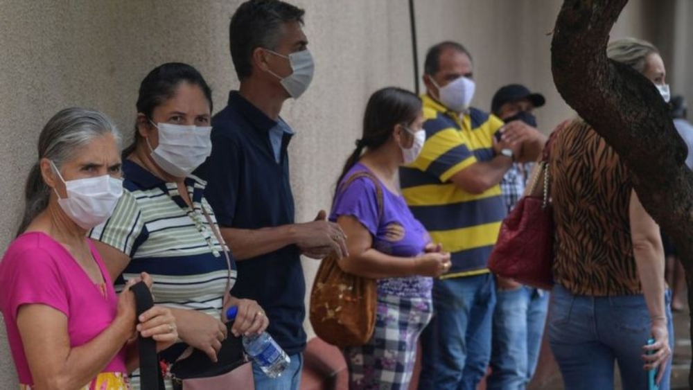 Más de 25.000 nuevos contagios en Francia en un día