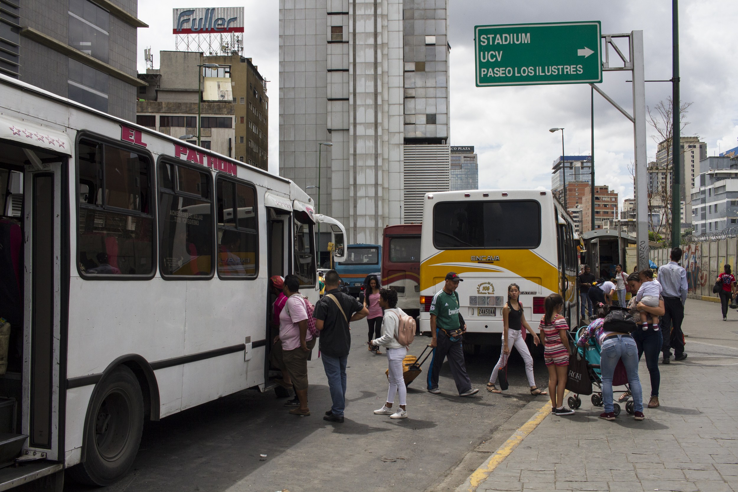 INTT simplifica trámites de permisos para transporte público: estos son los requisitos