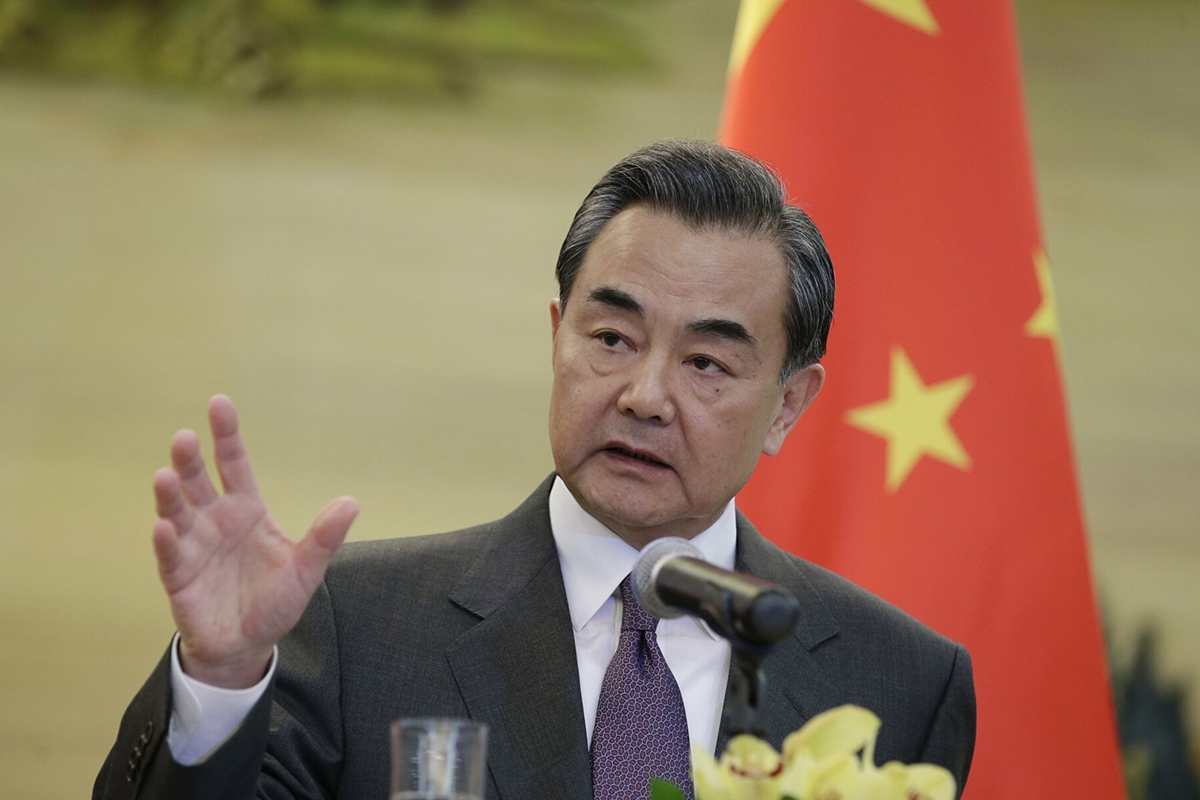 China urge a Irán y EE UU a retomar el acuerdo de paz y reabrir Ormuz lo antes posible