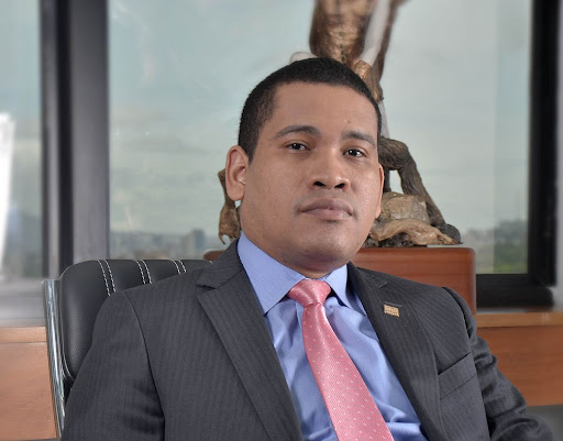 Leocenis García declinó su candidatura a favor de Tomás Guanipa