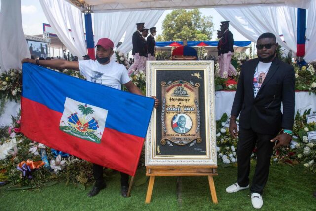 Haitianos siguen sin saber quién mató a Moise un mes después del magnicidio