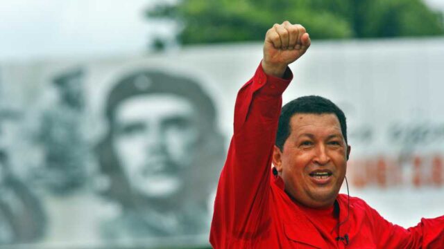 Guaidó dice que Chávez decretó una guerra a la democracia con su golpe del 92