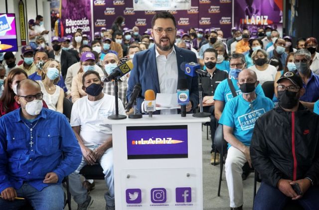 Antonio Ecarri: "Soy el candidato de todos, pero además por forfeit"