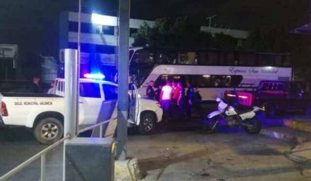 Delincuentes se llevaron 15.000 dólares tras asaltar un autobús con destino a Puerto Ordaz