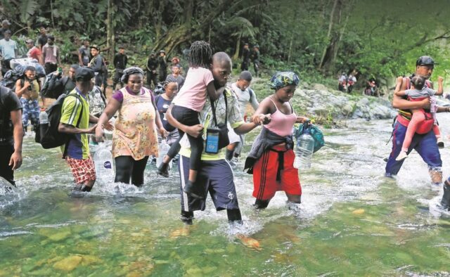 Más de 1.500 migrantes venezolanos cruzaron el Tapón del Darién en 2021