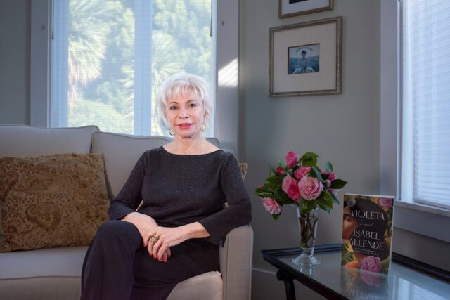 Isabel Allende: “Lo que está pasando hoy en Venezuela es muy triste”