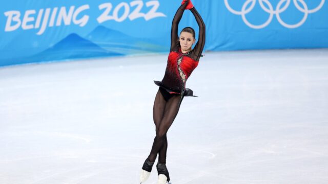 Joven rusa hace historia en el patinaje artístico de los Juegos Olímpicos de Invierno