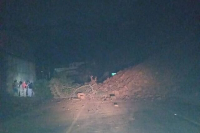 Un derrumbe bloqueó el acceso hacia El Junquito