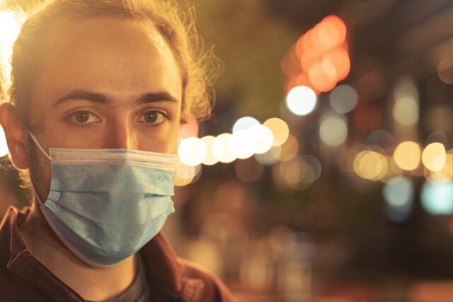 Después de dos años, ¿cómo han afectado las mascarillas a la voz?