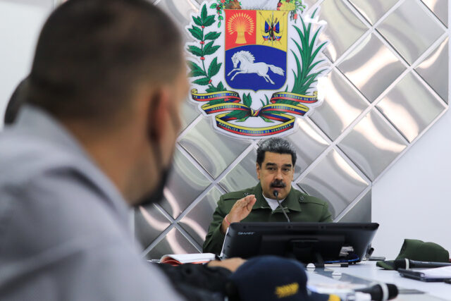 Maduro: “No tengo un protector del pueblo del Zulia a quien llamar”