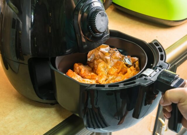 Air Fryer: siete errores comunes que debe evitar al cocinar con su freidora de aire