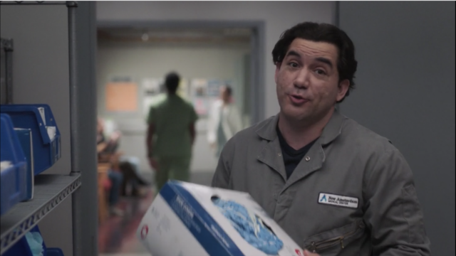 El actor venezolano Eduardo Navas regresa a New Amsterdam
