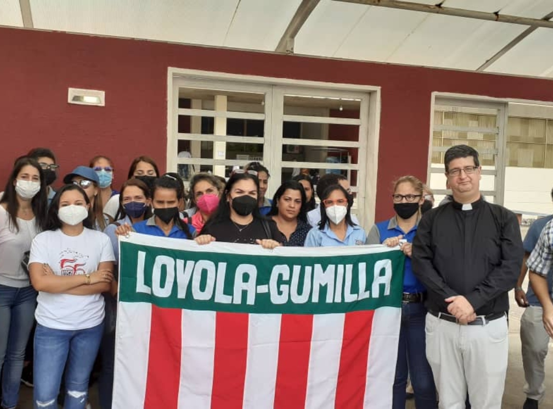 directora Colegio Loyola