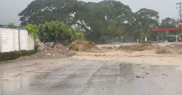 Alcaldía se encuentra evaluando daños en el sector Caño Tigre tras desbordamiento de río en Mérida