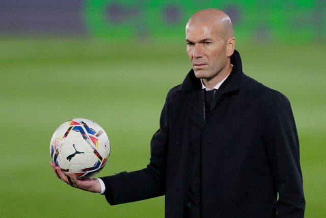 Zinedine Zidane, el ídolo eterno del fútbol francés, cumple 50 años