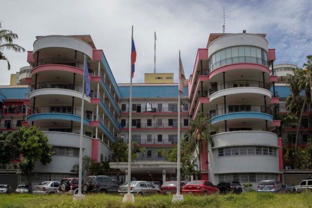 Instalan cámaras en hospitales de Venezuela para combatir presunto sabotaje