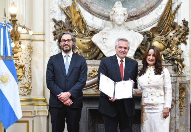 Presidente de Argentina recibió cartas credenciales de Stella Lugo como embajadora de Venezuela
