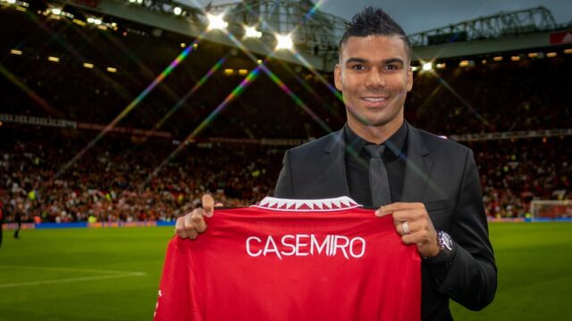 Casemiro se compromete con el Manchester United hasta 2026