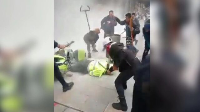 24 heridos por enfrentamiento entre indígenas y la policía en Bogotá