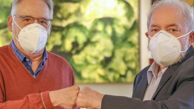 Expresidente Fernando Henrique Cardoso declara apoyo a Lula, su histórico rival