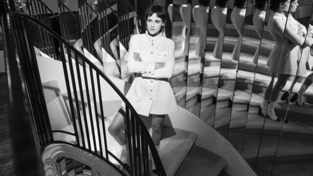 Chanel pone a una enigmática Kristen Stewart en el foco de su colección