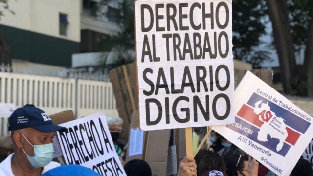 Economista aseguró que el gobierno de Maduro no cuenta con los recursos para un aumento salarial suficiente
