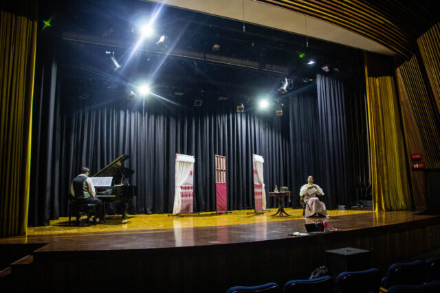 Yo soy la Carreño, una mirada a la mujer que fue Teresa, la genial pianista