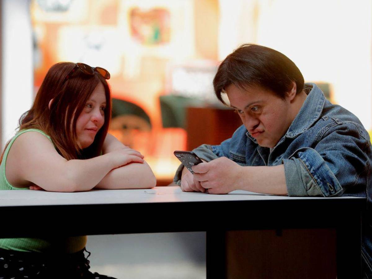 Actores con síndrome de Down protagonizan serie chilena en Netflix