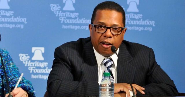Brian Nichols afirma que la creciente intimidación a los disidentes exacerba la crisis en Venezuela